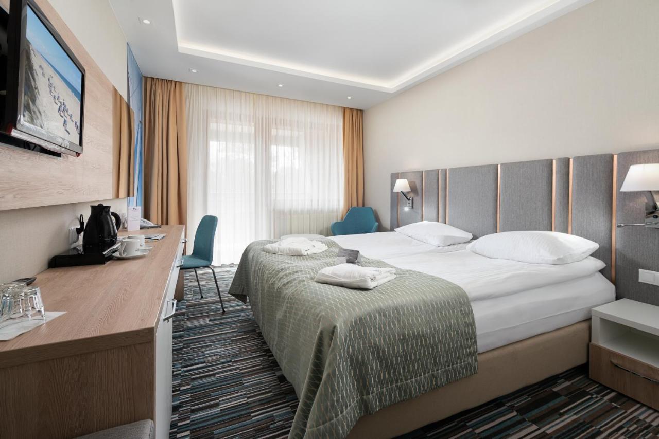 Hotel Dom Zdrojowy Resort & Spa - Destigo Hotels Jastarnia Buitenkant foto