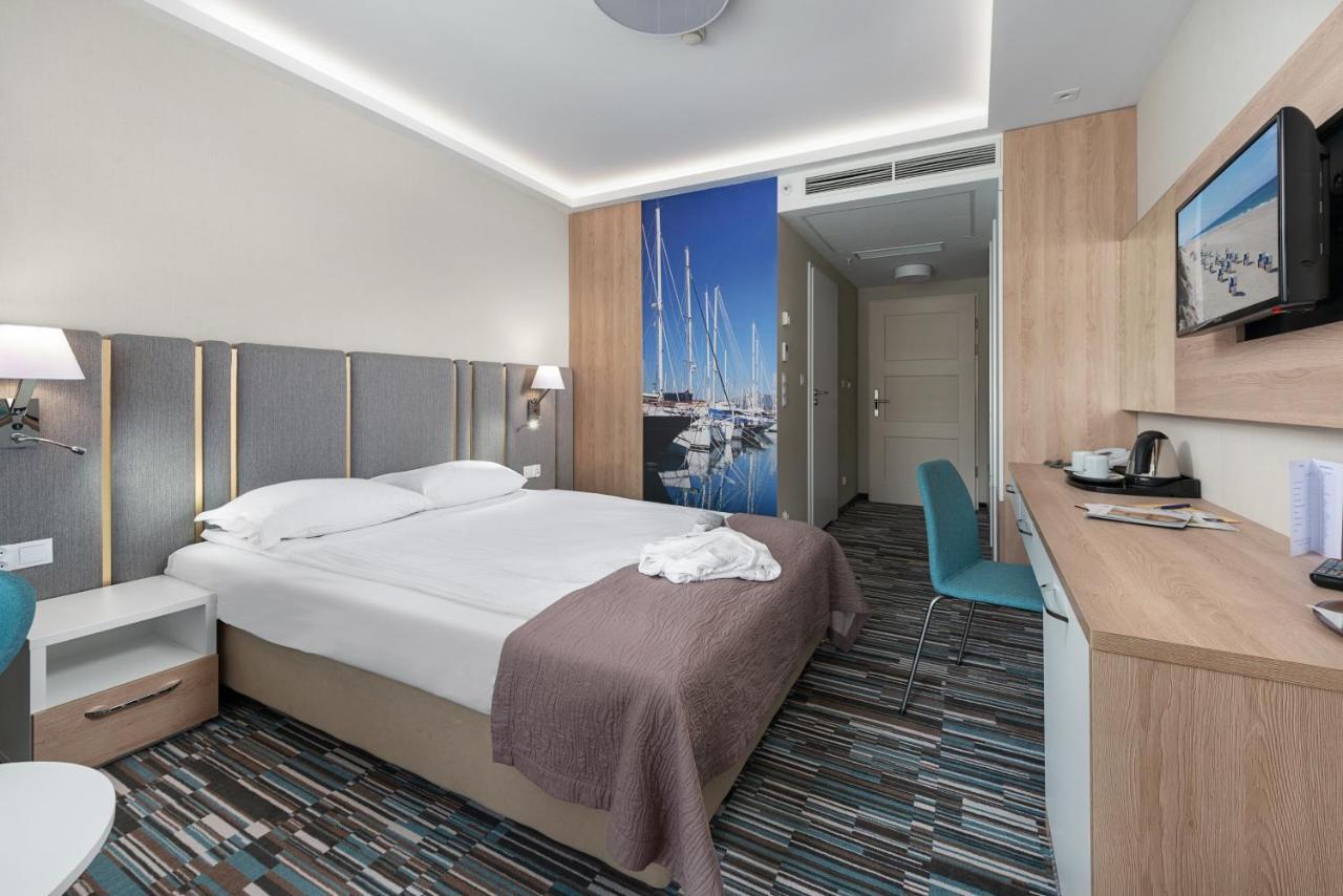 Hotel Dom Zdrojowy Resort & Spa - Destigo Hotels Jastarnia Buitenkant foto