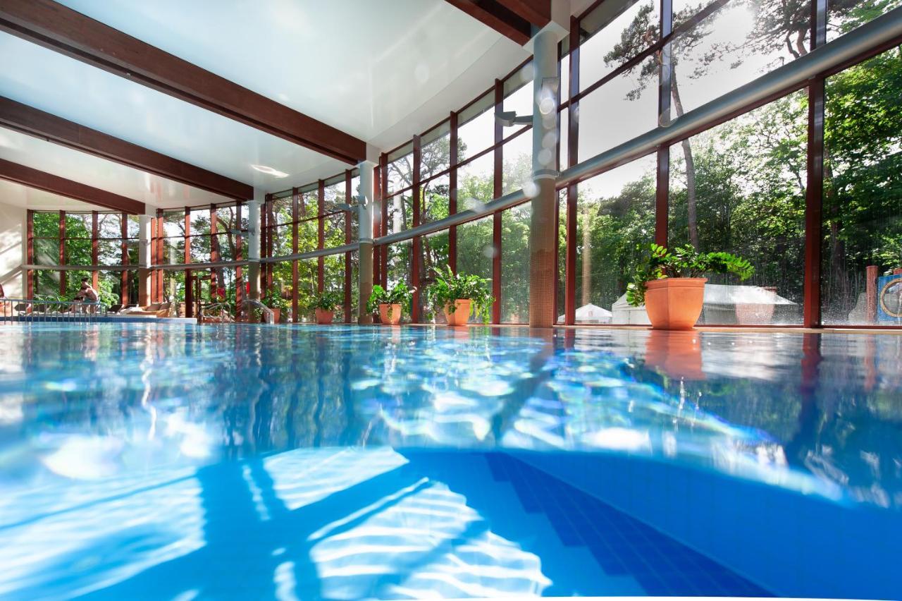 Hotel Dom Zdrojowy Resort & Spa - Destigo Hotels Jastarnia Buitenkant foto