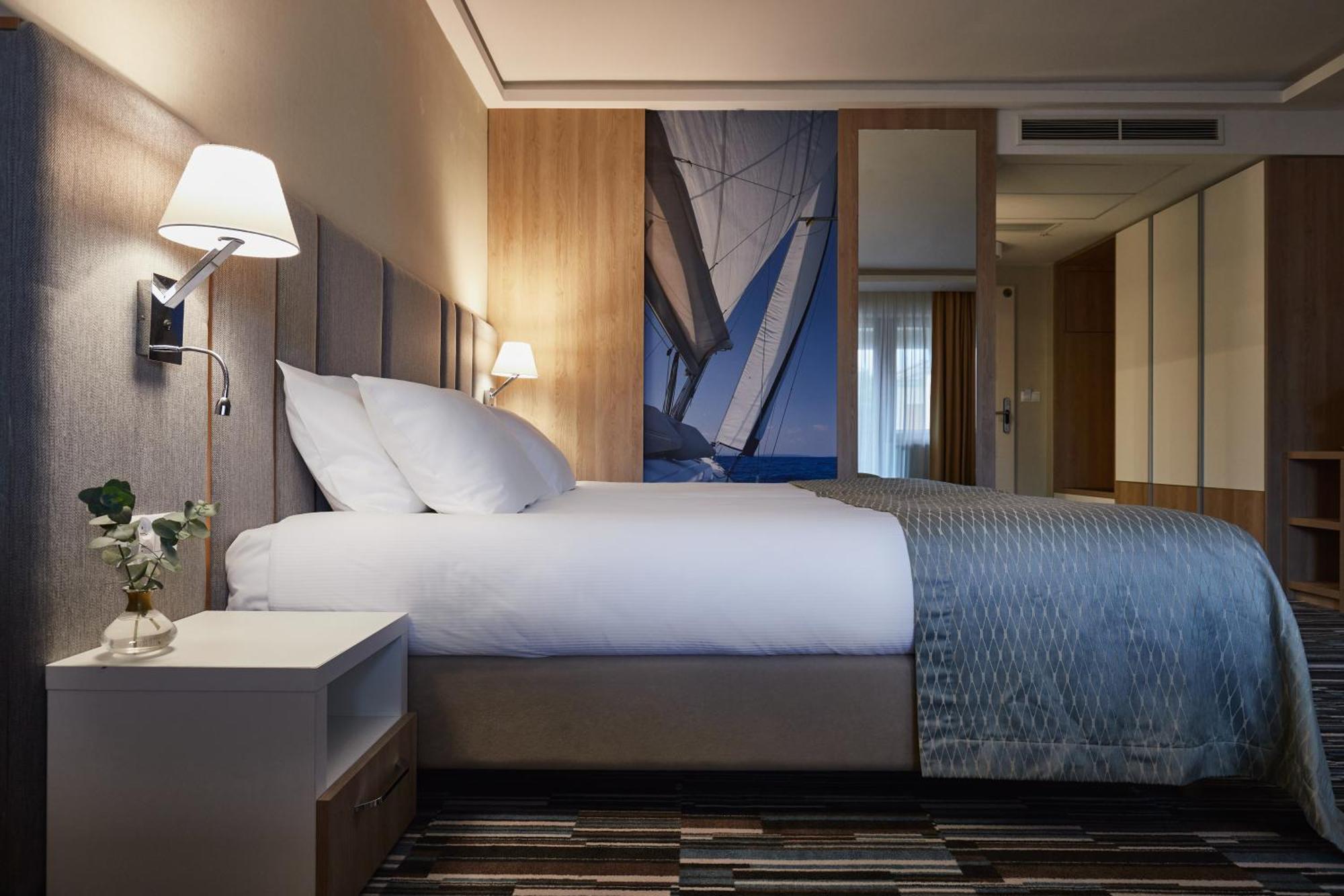 Hotel Dom Zdrojowy Resort & Spa - Destigo Hotels Jastarnia Buitenkant foto