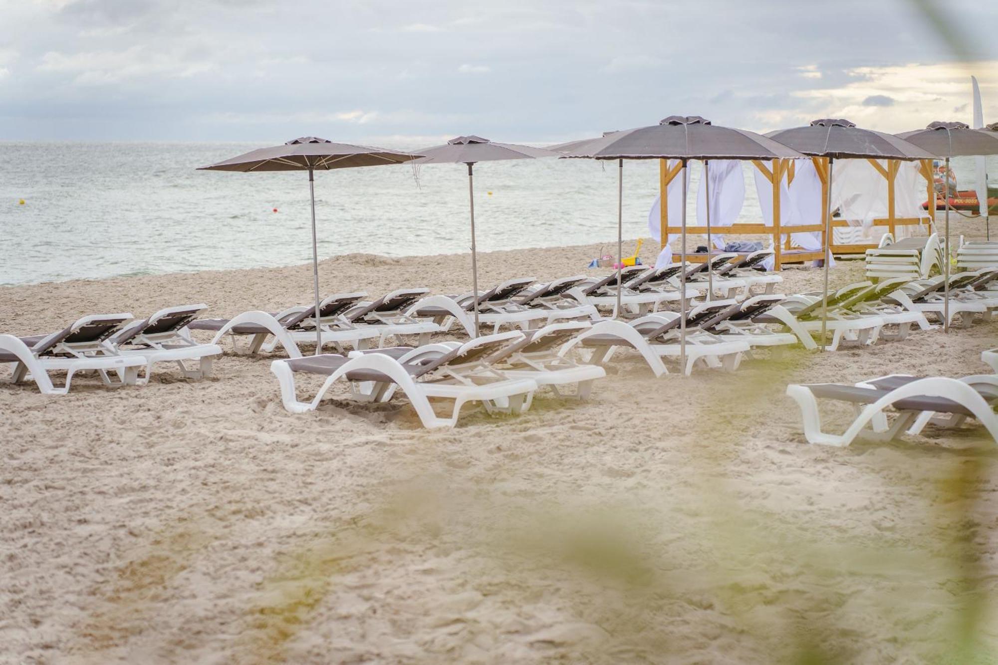 Hotel Dom Zdrojowy Resort & Spa - Destigo Hotels Jastarnia Buitenkant foto